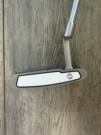 Odyssey White Hot Pro V1