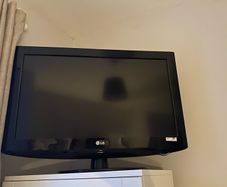 32 inch LG Television