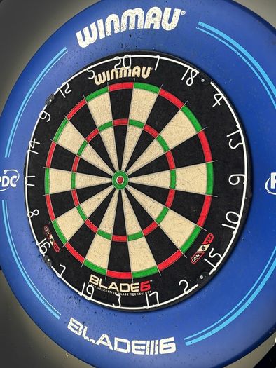 dart board blade 6 with light surround and darts