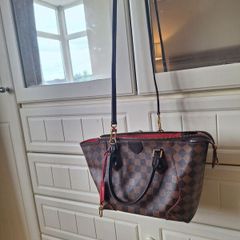 Louis Vuitton Caissa Pm