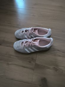 Adidas,women shoes, used but very good condition, size 38, UK 5