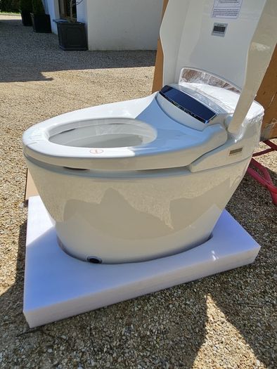 Modern Smart One-Piece 1.28 GPF Floor Mounted Elongated Toilet and Bidet with Seat