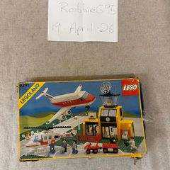Vintage 1985 LEGO Legoland Airport Set 6392. Complete w/instructions