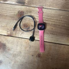 smartwatch Fitbit versa 4