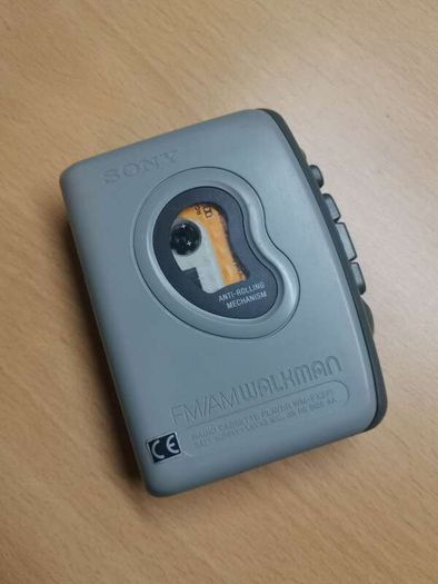 SONY WM-FX271 Walkman Cassette Player