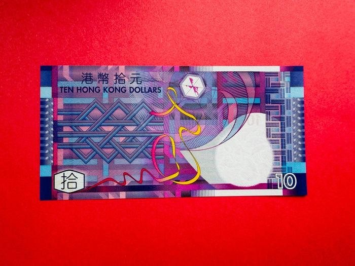 Hong Kong  10  Dollars   2002  PAPER  ISSUE  Pick  400a Uncirculated.