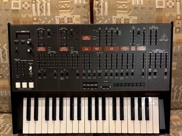 Behringer Odyssey