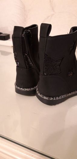 Girls Ankle Boots (Black) - junior size 7 (24)