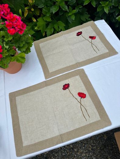 Pair of Linen Placemats/Tray Cloths