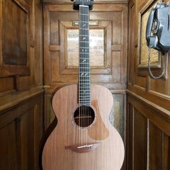 Lowden O-50