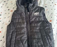 Dkny kids gilet 5-6yrs old