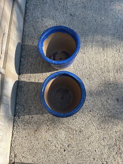 Pair of glazed garden pots