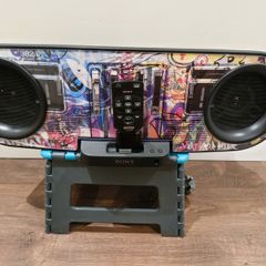 Sony iPod dock and bluetooth speaker
