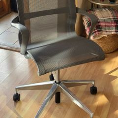 Herman Miller Setu