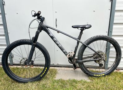 Trek Roscoe 7 -  26" Hardtail Mountain Bike