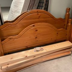 Gorgeous 4Ft 6 Double Wooden Bed Frame - Can Deliver