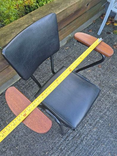 Vintage Balack Chair