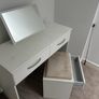 Dressing Table Image 3