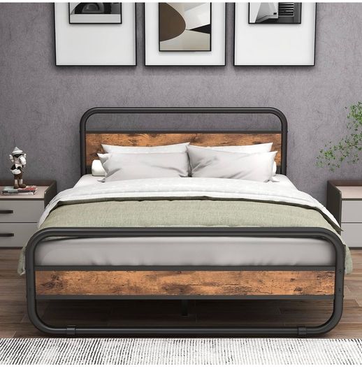 King Size Bed Metal Platform Bed Frame with Wood Headboard