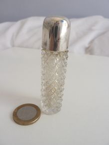 Sterling silver cut glass perfume bottle, 1938 Birmingham