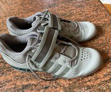 Adidas adipower weightlifting shoes