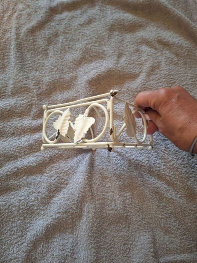 Serviette Holder