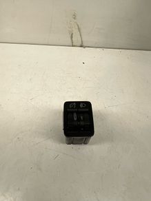 Volkswagen Passat B7 2012 Headlight Height Adjuster A2l11b6s