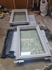 Velux white roof window new/nearly new