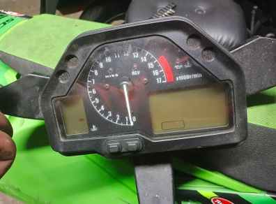 cbr 600rr clocks