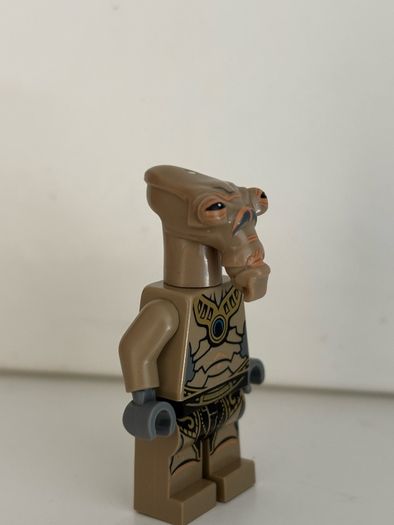 lego Star Wars geonosian sw0320  from 2011