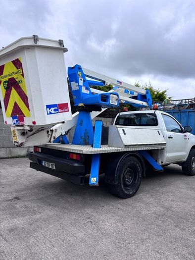 Toyota cherry picker