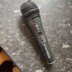 sennheiser e825s