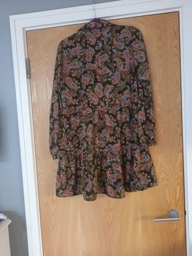 Stradivarius  Smock Style  Dress. S. L - 12