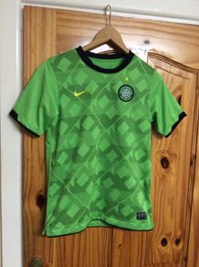 Celtic Football Club. Glasgow.Scotland. Season 2010-2011. Official Nike Away Jersey. Youths Age 12-13 Years. Rare Sponsorless Version. Collect In Dublin Or Receive Via Post.
