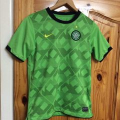 Celtic Football Club. Glasgow.Scotland. Season 2010-2011. Official Nike Away Jersey. Youths Age 12-13 Years. Rare Sponsorless Version. Collect In Dublin Or Receive Via Post.