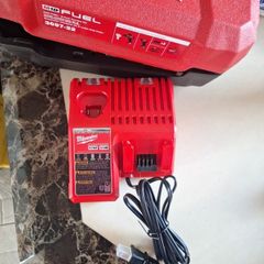 milwaukee 110v