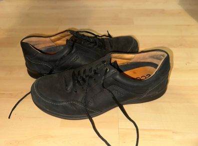 ECCO  Black Leather