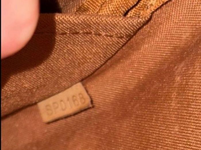 Vintage Louis Vuitton Samur MM bag