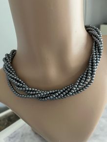 pearl choker