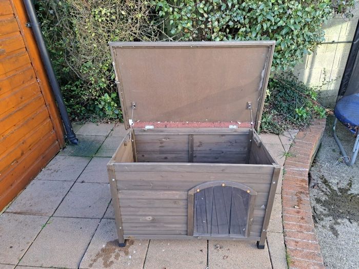 Dog Kennel