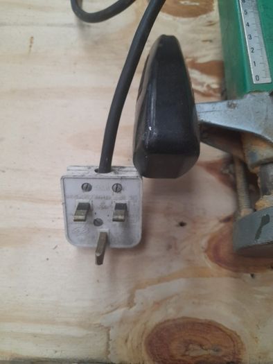 router hitachi