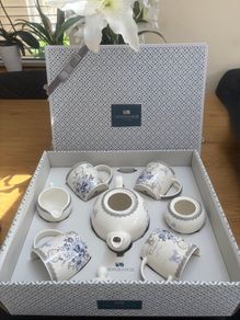 Newgrange Tea Set