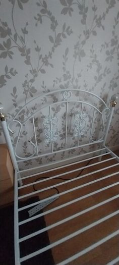 Bedroom  furniture job lot