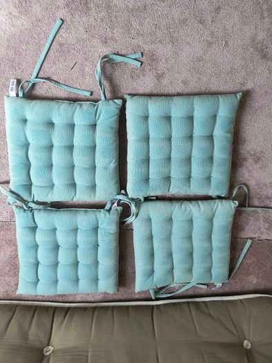 Cushions x 4