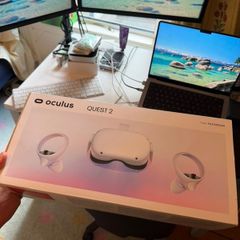 VR Meta Quest 2 256GB Barely Used