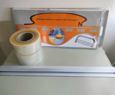 Cake catering equipment