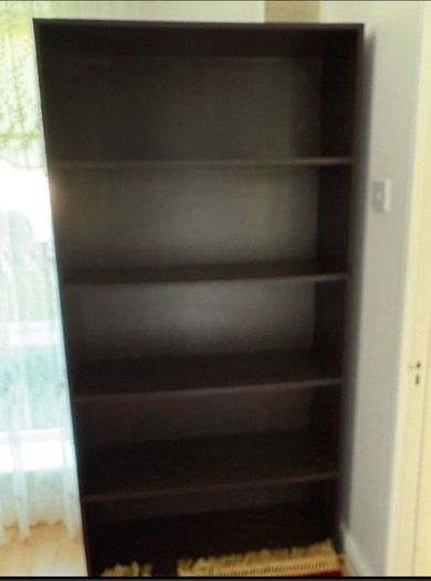 Bookshelf
