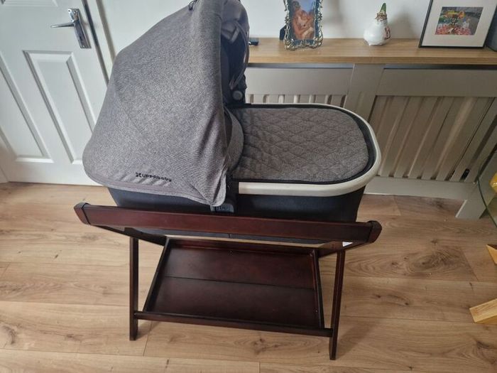 uppa baby basinet stand
