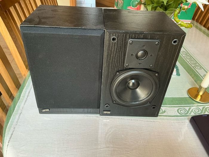JPW Bookshelf Hifi Speakers