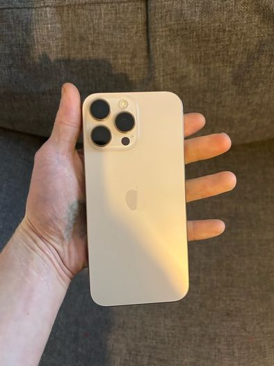iPhone 16 pro max desert titanium 256gb unlocked, 100% battery percentage